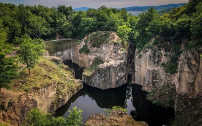 Megyer-hegyi Tengerszem és kilátó (32 km)